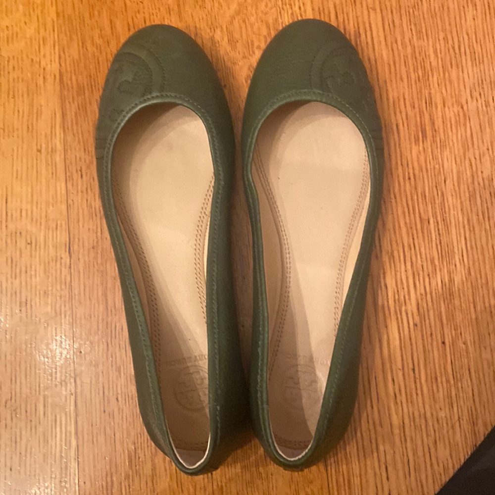 Tory Burch flats size 8